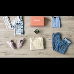 Random clothing box (3)